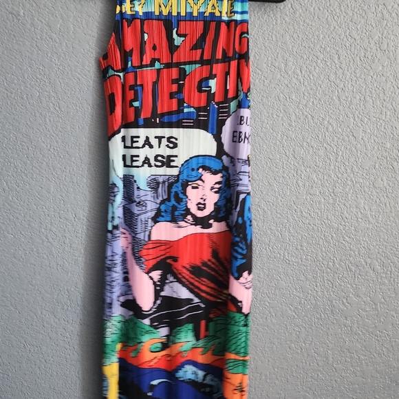 COMIC SLINKY DRESS - Picture 6 of 6